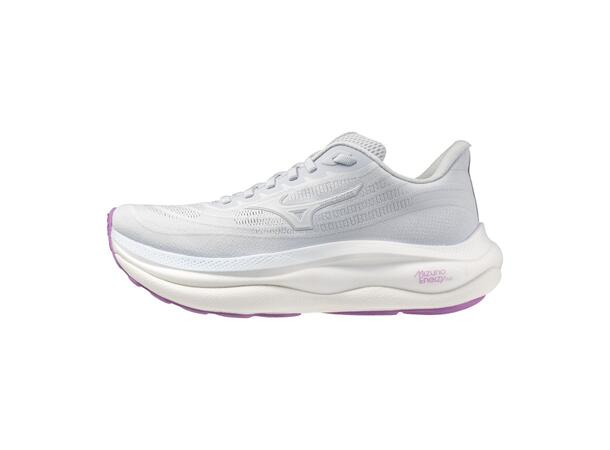 Wave Sky 9 W Lys blå/Hvit 5,5 Nyhet - Maksimal demping og komfort 