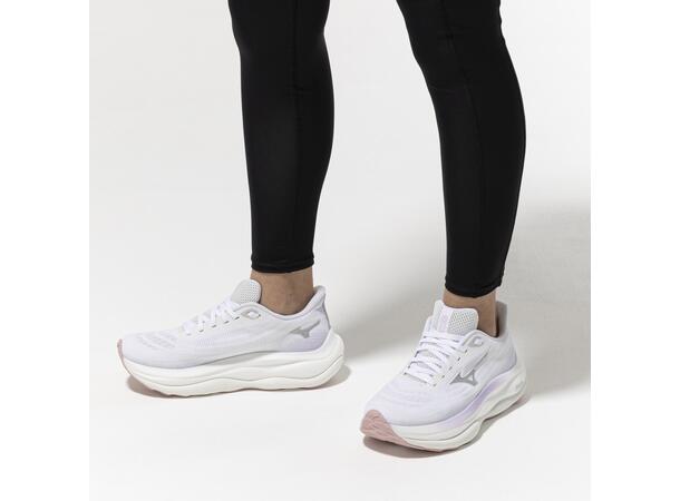 Wave Sky 9 W Hvit/Sølv 5,5 Nyhet - Maksimal demping og komfort 