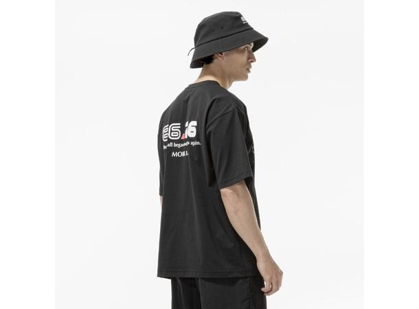 Mo Off Print Tee HS Sort S Eksklusiv Morelia t-skjorte 