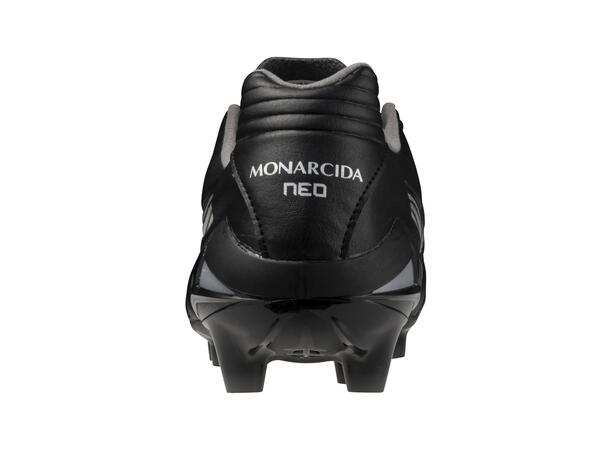 Monarcida Neo III Pro Sort/Sølv 10 Fotballsko til naturgress 