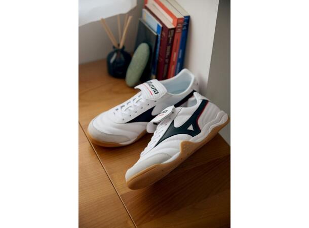 Morelia LS Hvit/Sort 8 Retroinspirert sneakers 